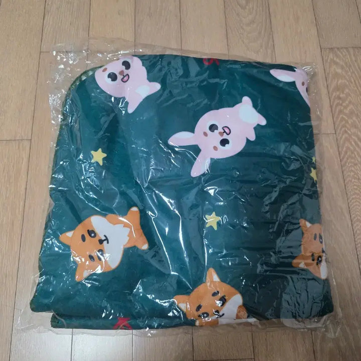 [BUNJANG] Day6 Denimals Blanket / 원가이하)데이식스 데니멀즈 담요