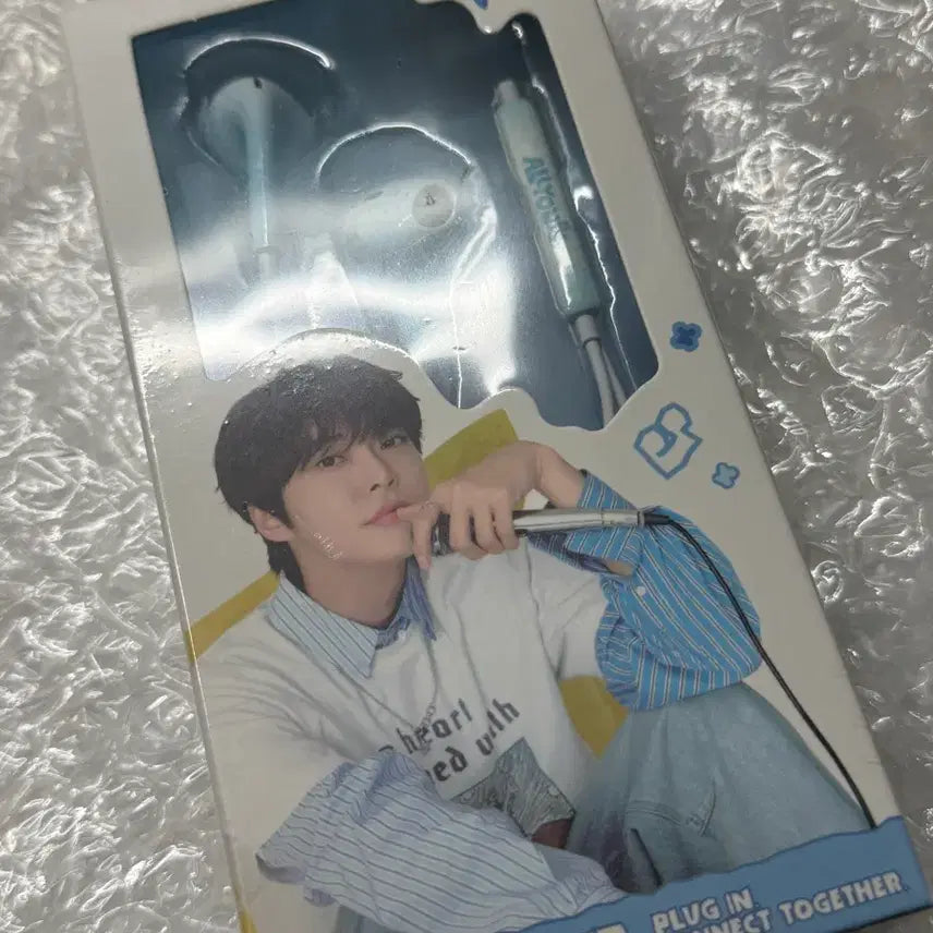 [BUNJANG] NCT Doyoung Sealed Earphones / 도영 이어폰 엠디 미개봉 신품 줄이어폰