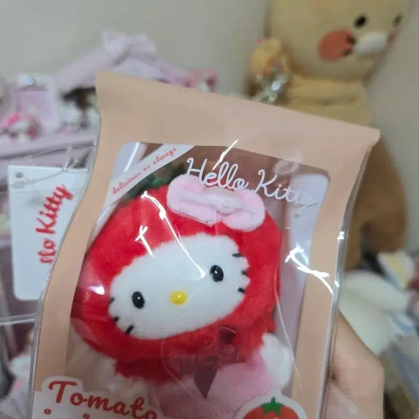 [BUNJANG] Rare Shanghai Vegetable Kitty Tomato Kitty / [희귀] 상하이 야채키티 토마토 키티
