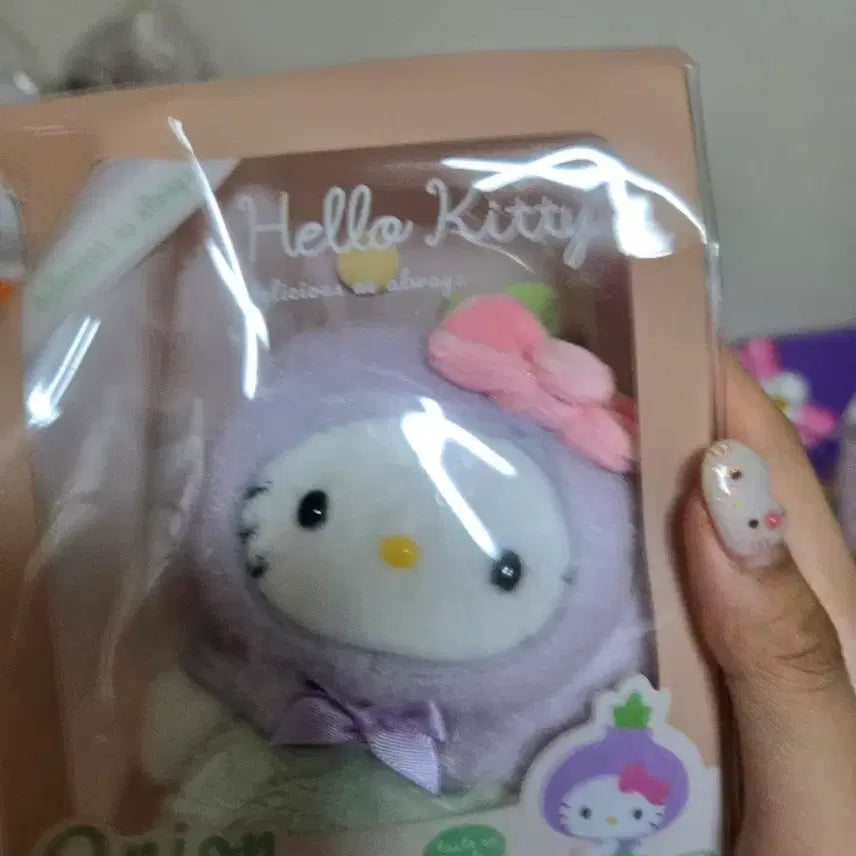[BUNJANG] Rare Shanghai Vegetable Kitty Onion Kitty / [희귀] 상하이 야채키티 양파 키티