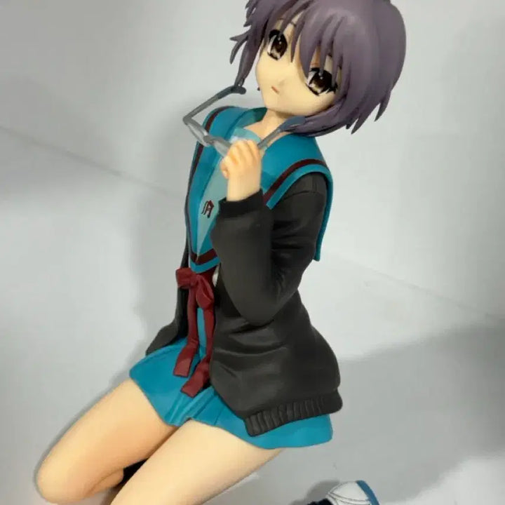 [BUNJANG] Alter Yuki Nagato School Uniform Ver. 1/8 Scale Figure / 나가토 유키 교복ver 알터 1/8 피규어