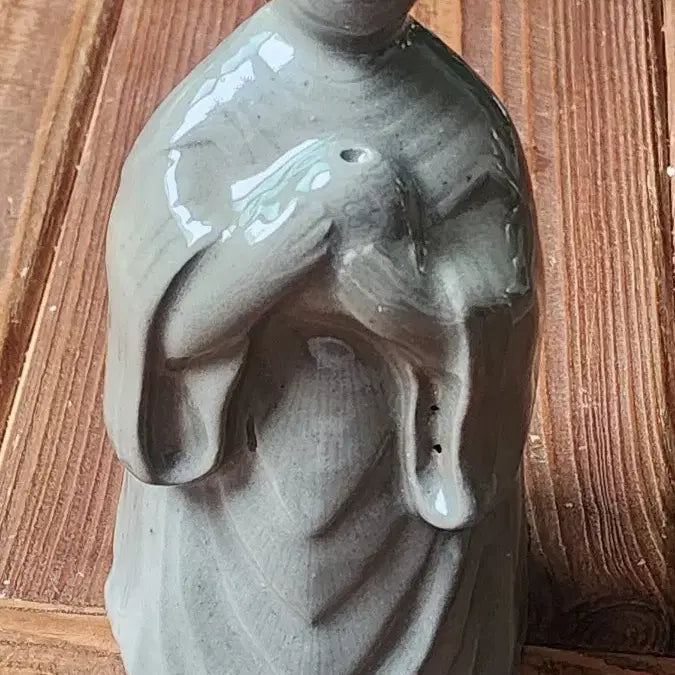 [BUNJANG] Goryeo Celadon Figure Water Dropper / 고려청자 인물상 연적