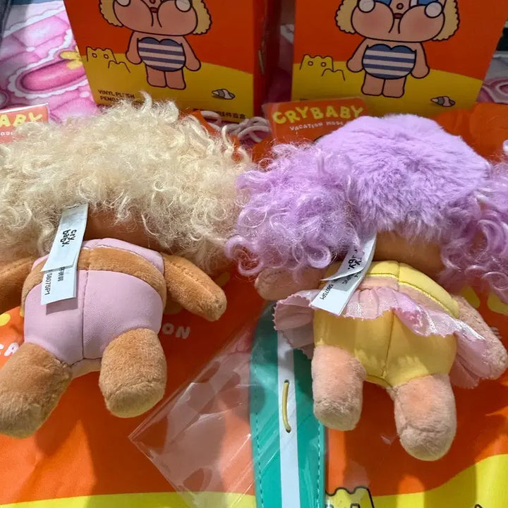 [BUNJANG] Pop Mart Crybaby Vacation Diary Doll Keychain Set / 세트판매) 팝마트정품 크라이베이비 휴가일기 인형키링 2개세트
