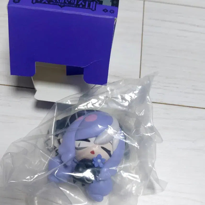 [BUNJANG] Thevanti Vivian Figure / (미개봉품) 젠존제 더벤티 꽃든 비비안 피규어