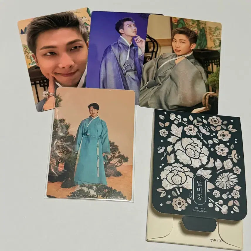 [BUNJANG] BTS Dalmajung RM, Jin, J-Hope, Jimin Photocard Bundle Set / 방탄소년단 달마중 포카세트 남준 석진 호석+지민 추가(일괄)