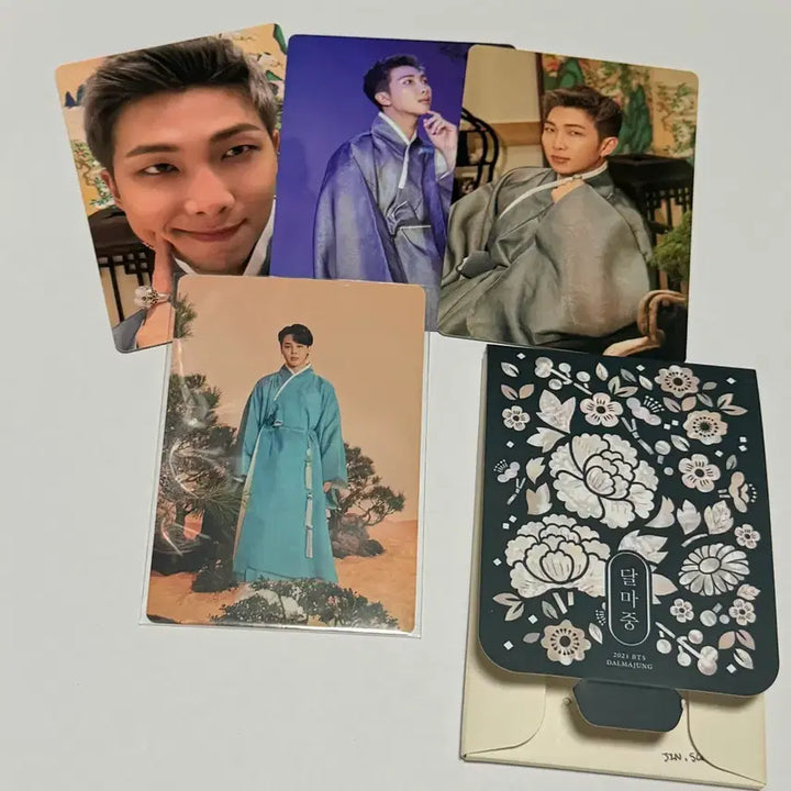 [BUNJANG] BTS Dalmajung RM, Jin, J-Hope, Jimin Photocard Bundle Set / 방탄소년단 달마중 포카세트 남준 석진 호석+지민 추가(일괄)
