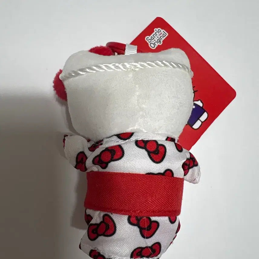 [BUNJANG] Sanrio Hello Kitty Kimono Doll Keychain / 헬로키티 인형키링 일본