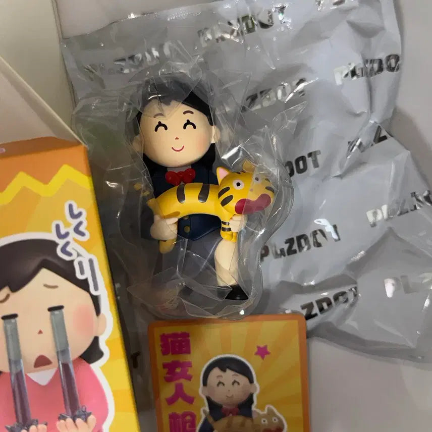 [BUNJANG] Irasutoya Lucky Random Figure School Uniform Cat / 이라스토야 오라 행운이여 랜덤 피규어 교복 고양이 단순개봉