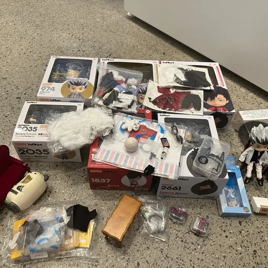 [BUNJANG] Bokuto Koutarou, Kuroo Tetsurou Nendoroid Bundle Set / 보쿠토, 쿠로오 넨도 일괄 양도 합니다. (네고가능)