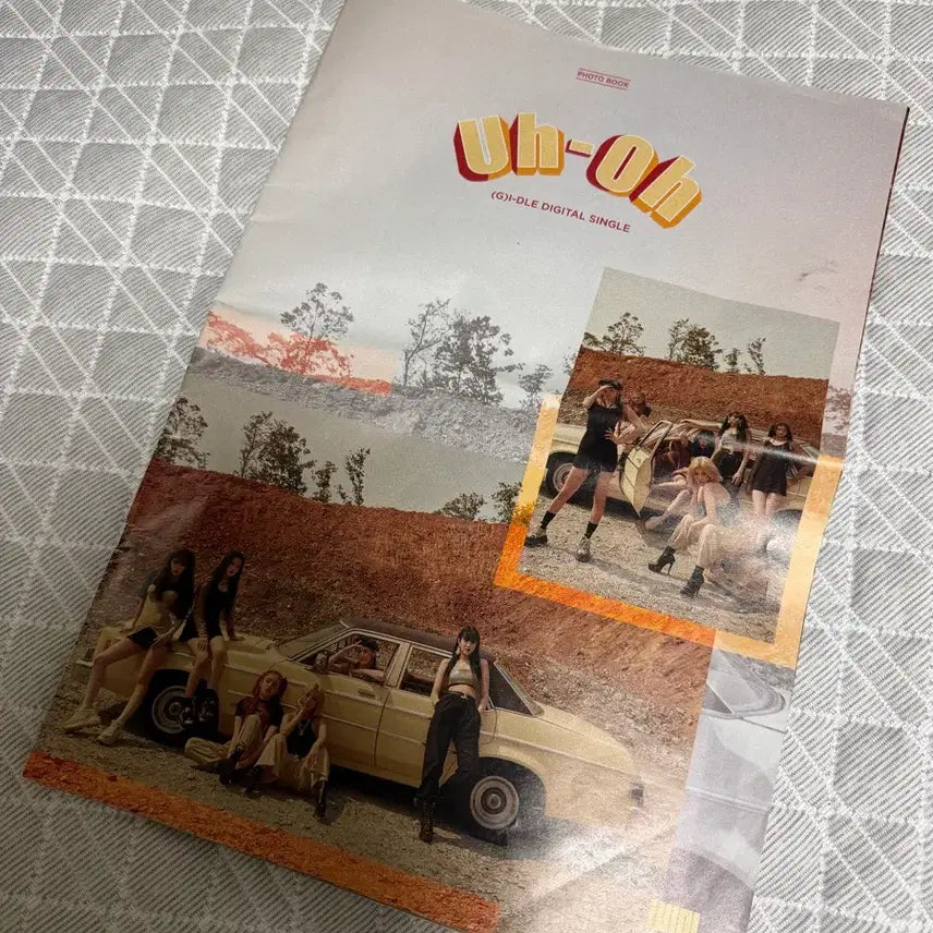 [BUNJANG] (G)I-DLE "Uh-Oh" Autographed Photobook / 아이들 uh-oh 친필 싸인 포토북