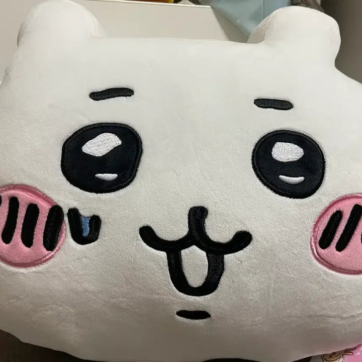 [BUNJANG] Chiikawa Nap Cushion Face Pillow Doll / 먼작귀 치이카와 낮잠쿠션 페이스쿠션인형 치이카와
