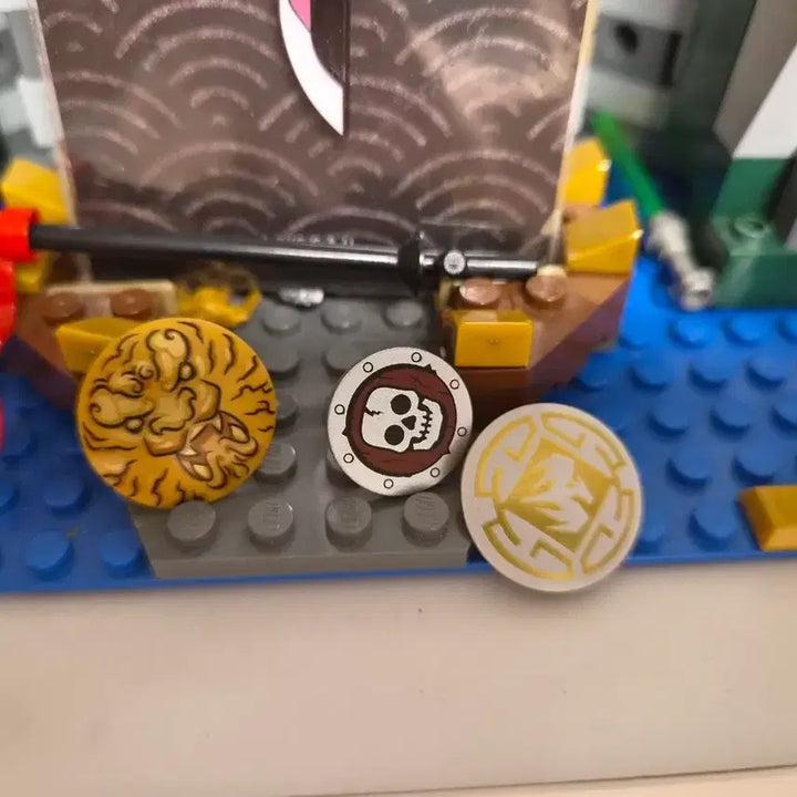 [BUNJANG] LEGO Shield Accessories (11 Pieces) / 설명 참고) 레고 소품 방패 11EA