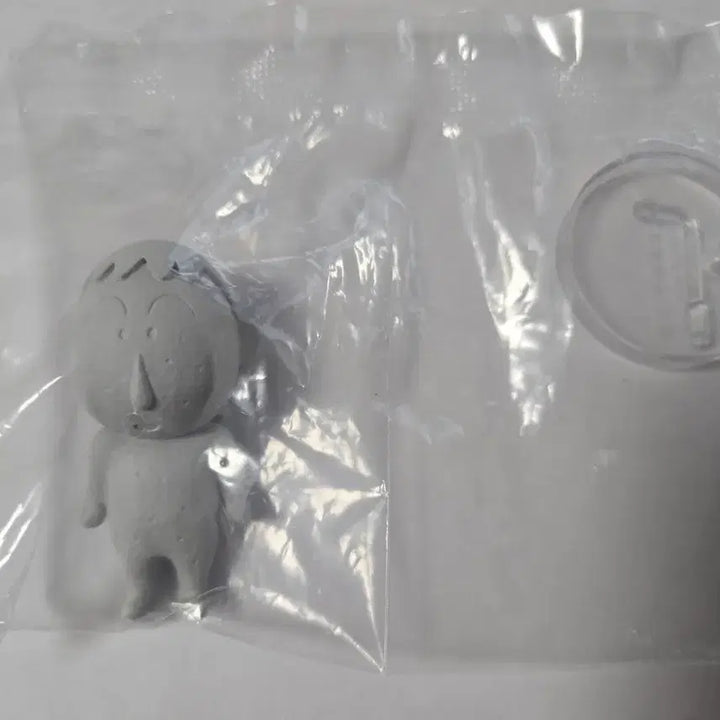 [BUNJANG] Crayon Shin-chan Sleepy Storm Dolmengu Figure / 짱구 폭풍수면(돌맹구) 판매합니다