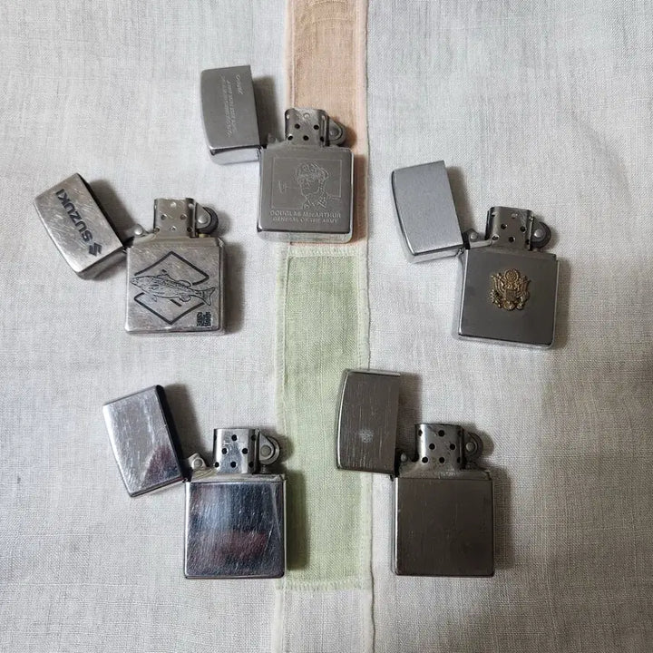 [BUNJANG] Vintage Zippo Lighters Set (Suzuki, General MacArthur, US Army) / 빈티지 / 지포(Zippo) 5종  (스즈키, 맥아더 장군, 미 육군 등) 일괄로 팝니다.