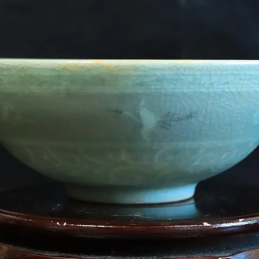 [BUNJANG] Korean Celadon Vase with Crane and Cloud Motif / 한국 도자기 청자 운학문 완