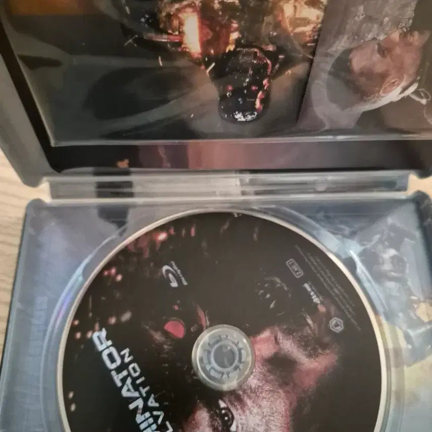 [BUNJANG] Terminator Salvation Lenticular Steelbook Blu-ray / 터미네이터: 미래 전쟁의 시작 렌티큘러 스틸북 블루레이