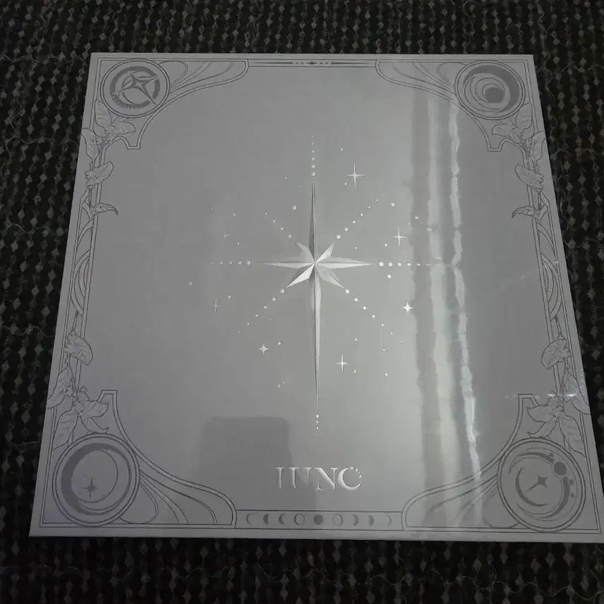 [BUNJANG] Yunho "Moonlight Glow" Themed Package (Sealed) / [미개봉] 명조 청량하게 밝히는 달빛 테마 패키지 (유노)
