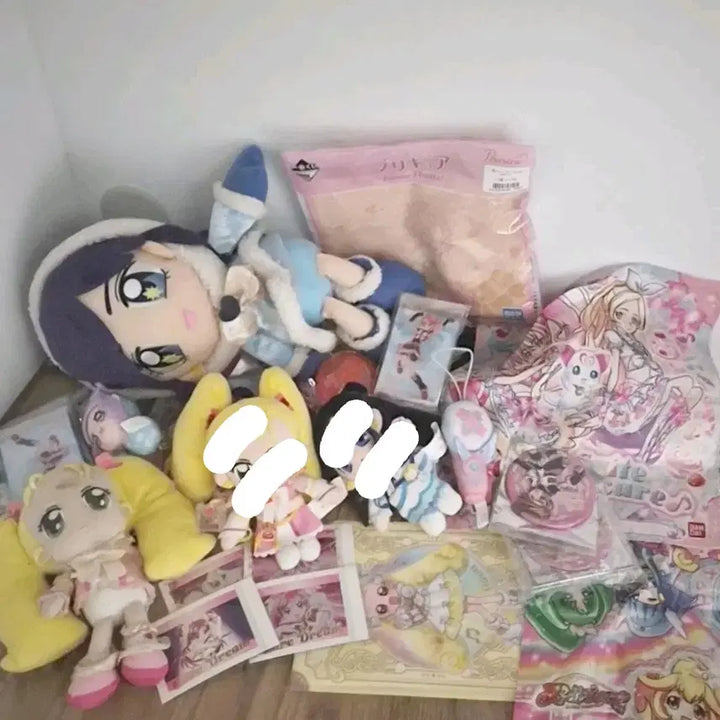 [BUNJANG] Pretty Cure "Pretty Cure" Anime Merchandise Bundle: Pins, Pasa Cards, Lottery Prizes, Vintage Items / 일괄 당일접수 싸게처분 덤ㄱ많음 급처 프리큐어 인형 굿즈 캔뱃지 파샤 카드 쿠지 고전