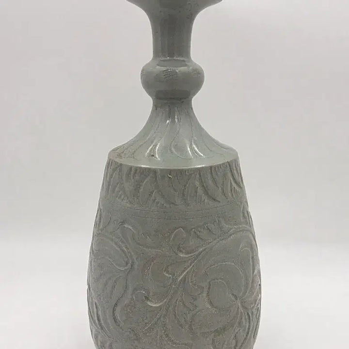 [BUNJANG] Incised Peony Scroll Vase / 여요음각모란문병