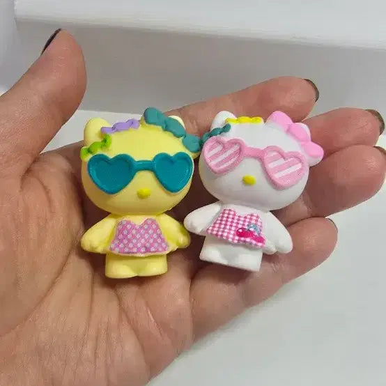 [BUNJANG] Hello Kitty Sunglasses Figure Set / 키티 선글라스 피규어 세트