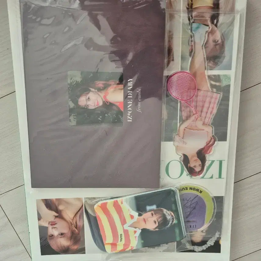 [BUNJANG] IZ*ONE Kwon Eun Bi DICON Issue N°8 Photobook Set (Sealed) / 미개봉 아이즈원 DICON 권은비 포토북세트 배송비포함