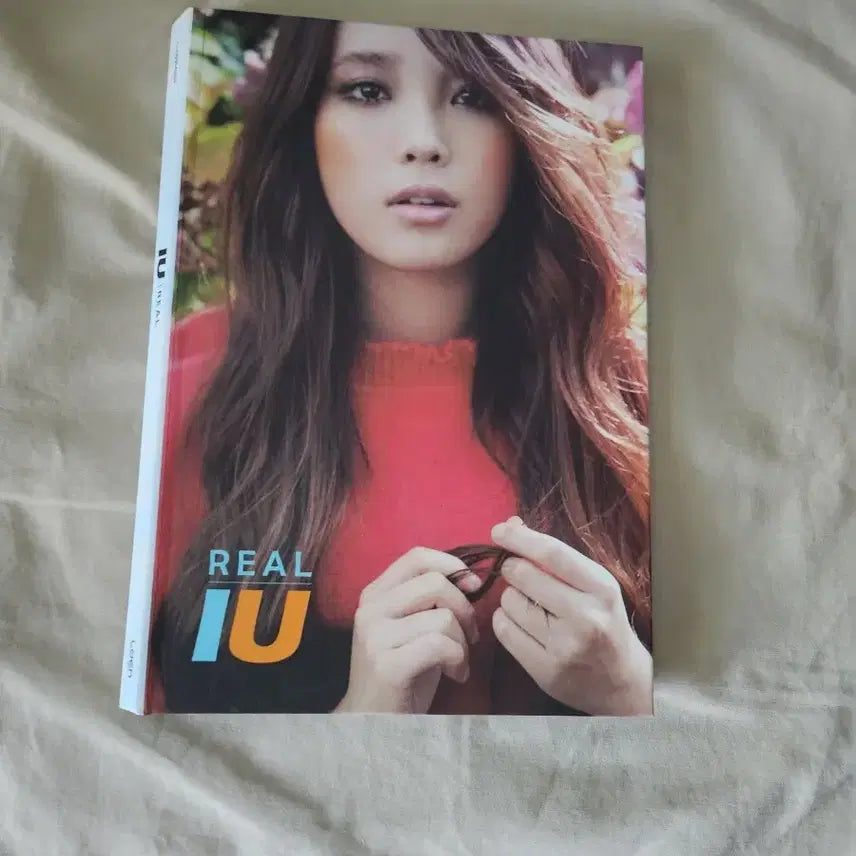 [BUNJANG] IU Real Album Unsealed / 아이유 리얼 개봉
