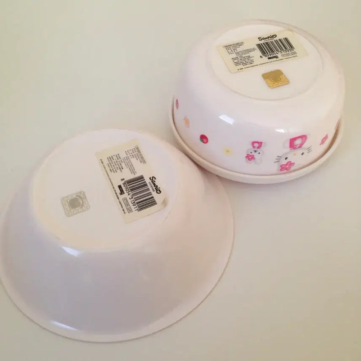 [BUNJANG] Classic Strawberry Hello Kitty Melamine Bowl Set - Bundle / 고전 딸기 헬로키티 멜라민 식기 세트 일괄 처분