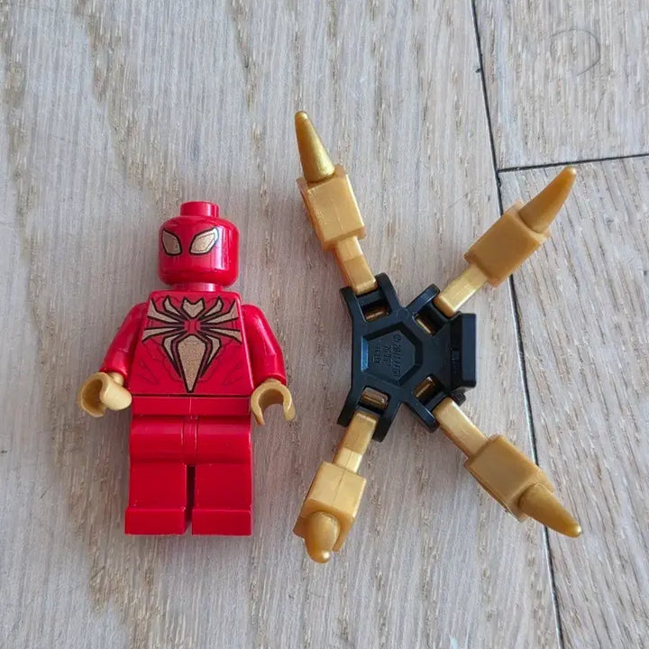 [BUNJANG] LEGO Marvel Iron Spider-Man Minifigure 76175 / 레고 정품 76175 마블 아이언 스파이더맨 미니피규어