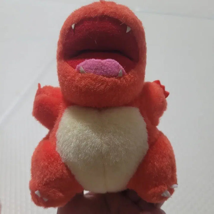 [BUNJANG] TOMY Vintage Charmander Plush / TOMY사 고전 포켓몬 인형 파이리