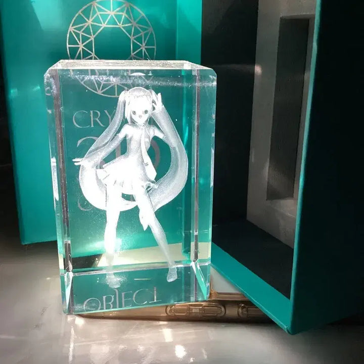 [BUNJANG] Hatsune Miku Crystal 3D Figure (Rare) / 오늘만 최저가/희귀)크리스탈 3D 피규어 하츠네미쿠