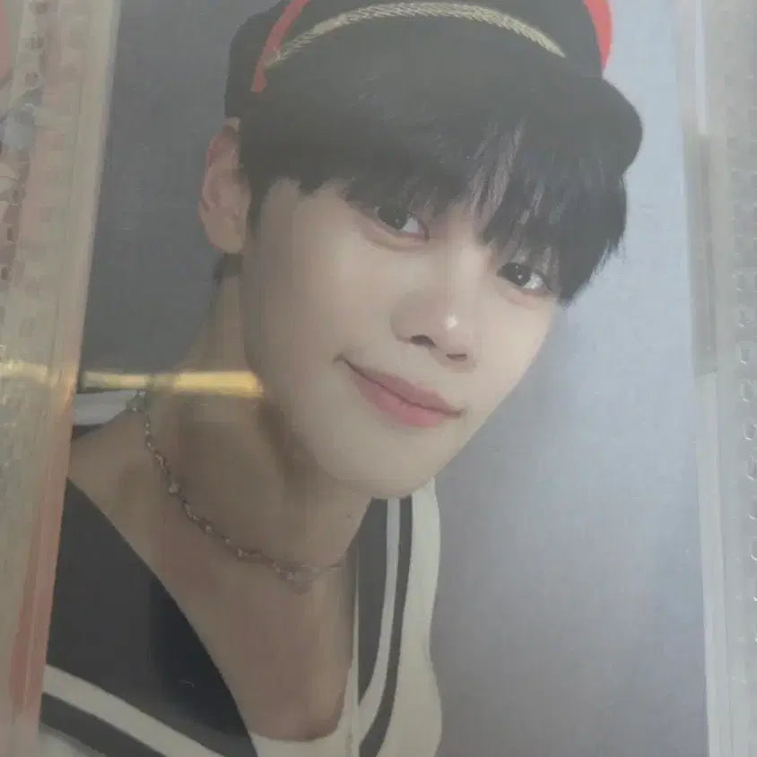 [BUNJANG] ZEROBASEONE Sung Hanbin Lucky Draw Photocard / 제로베이스원 앤더블 규빈 미공포 양도