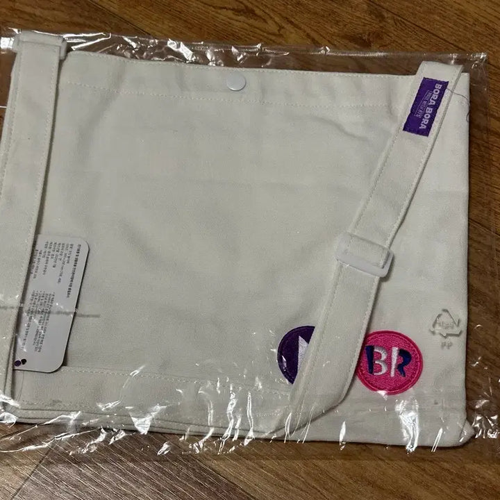 [BUNJANG] BTS x Baskin Robbins Bag (Sealed) / BTS 방탄소년단 배스킨라빈스 가방 미개봉