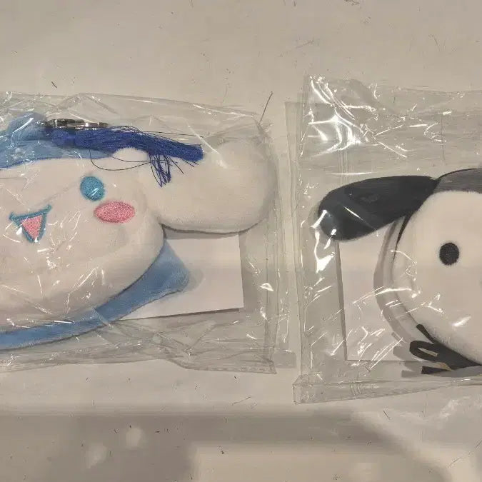 [BUNJANG] EDIYA Sanrio Pouch / 이디야 산리오 파우치