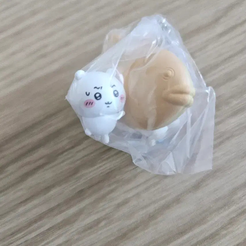 [BUNJANG] Chiikawa Tabemono Taiyaki Keyring / 치이카와 타베모노 붕어빵 키링