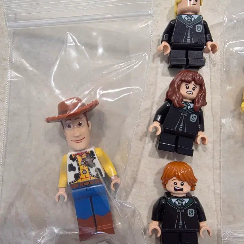 [BUNJANG] LEGO City Series Minifigure Bundle Set (40+ pieces) / 레고 시티/시리즈 미니피규어 일괄 판매(40개 이상)