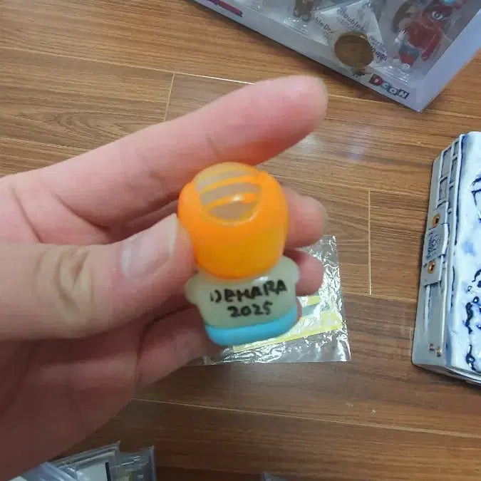 [BUNJANG] Dehara Yukinori Satoshi Sofubi Art Toy with Signed Artwork Card / 아트토이 소프비 데하라 유키노리 사토시, 카드