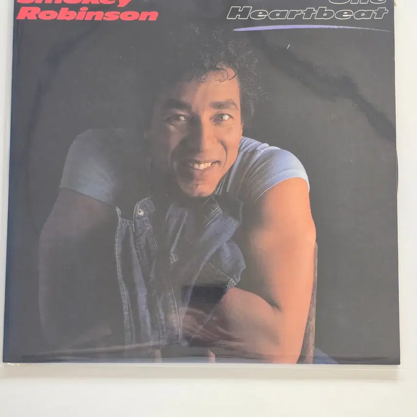 [BUNJANG] Smokey Robinson One Heartbeat LP / Smokey Robinson 스모키 로빈슨 LP / One Heartbeat/NM