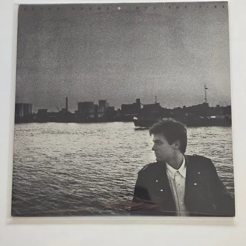 [BUNJANG] Bryan Adams Into the Fire LP / Bryan Adams 브라이언 아담스 LP / Into the Fire/EX+연한오염 소리영향,필요시 사진요청/가사지