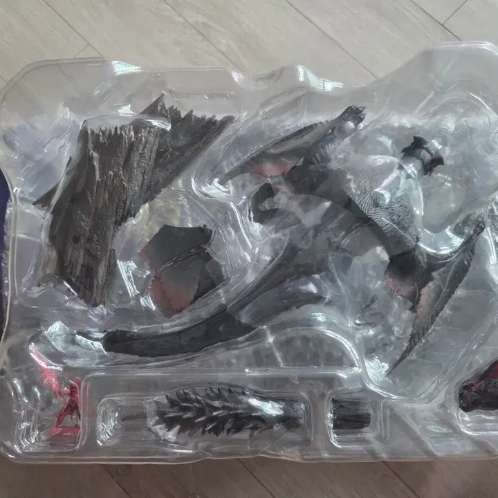 [BUNJANG] MonsterArts Monster Hunter Nargacuga Figure / 몬스터아츠 몬스터헌터 나르가쿠르가 판매합니다