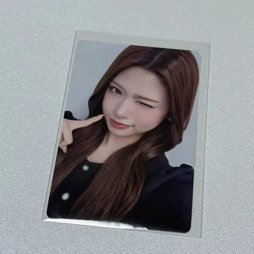 [BUNJANG] RESCENE JENA Lucky Draw Photocard / 리센느 팝업 특전 제나 포토카드 5만원이상 구매