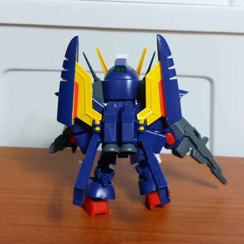 [BUNJANG] SD Tornado Gundam Custom Painted / SD 토네이도 건담 부분 도색