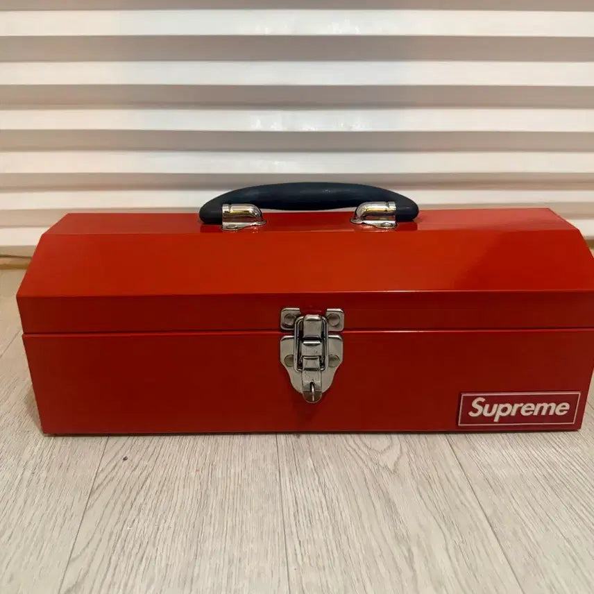 [BUNJANG] Supreme 14FW Metal Toolbox / 2014년 출시 슈프림 메탈 툴박스 Supreme Metal Toolbox 14FW 악세서리