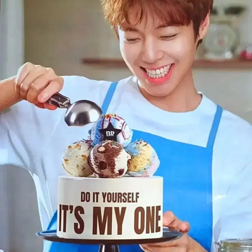 [BUNJANG] Park Ji Hoon Baskin Robbins My One Poster / 박지훈 배스킨라빈스 마이원 포스터