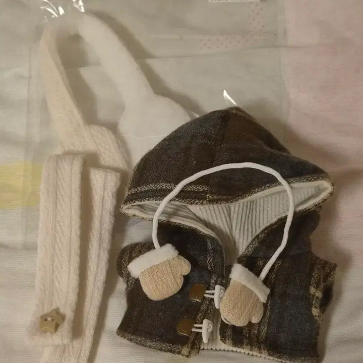[BUNJANG] 10cm Doll Clothes Snow Coconut Winter Coat / 10cm 인형옷 스노우 코코넛 겨울옷 코트