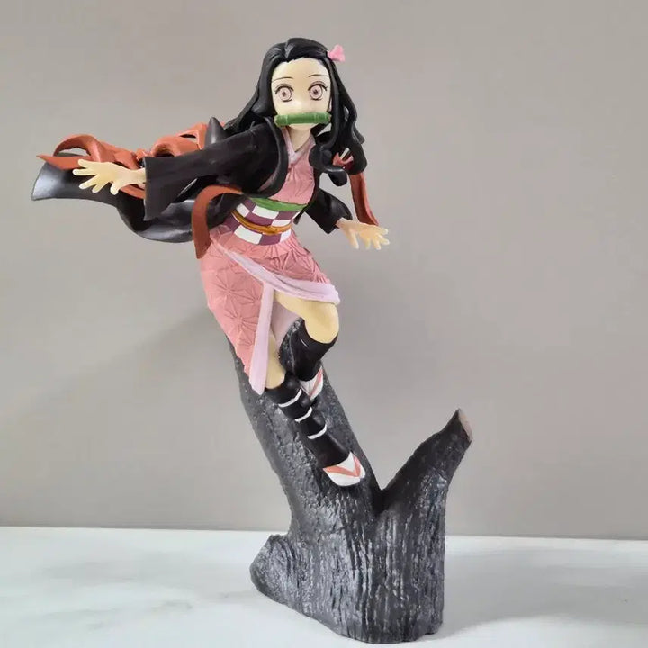 [BUNJANG] Demon Slayer Nezuko Figure / 귀멸의칼날 네즈코 판매합니다