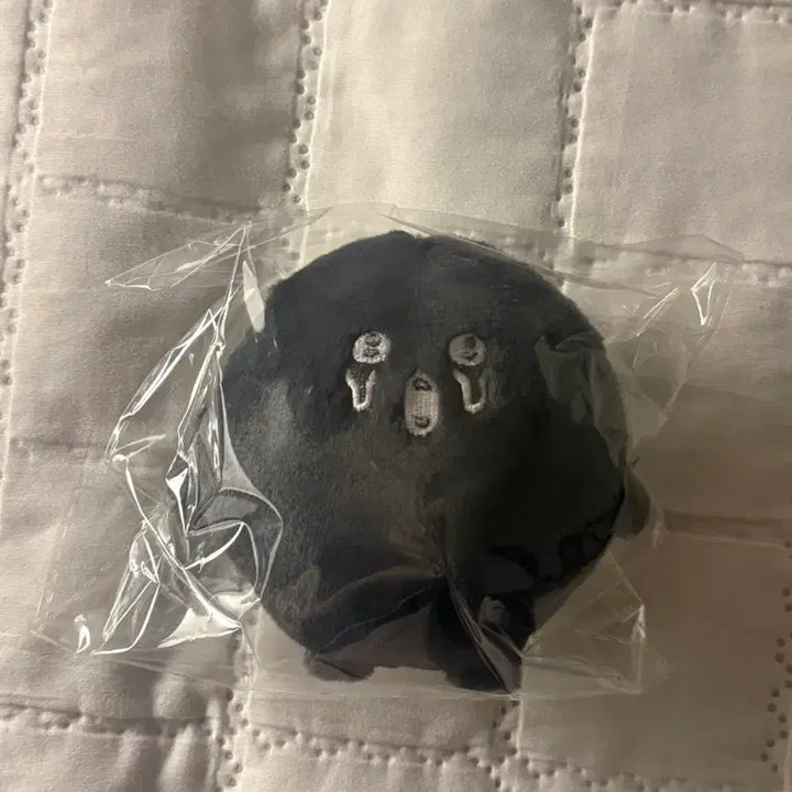 [BUNJANG] Nagano Kuji E Prize Black Corocoro Keychain Badge / 나가노 쿠지 E상 블랙 고로케 키링 뱃지 정품