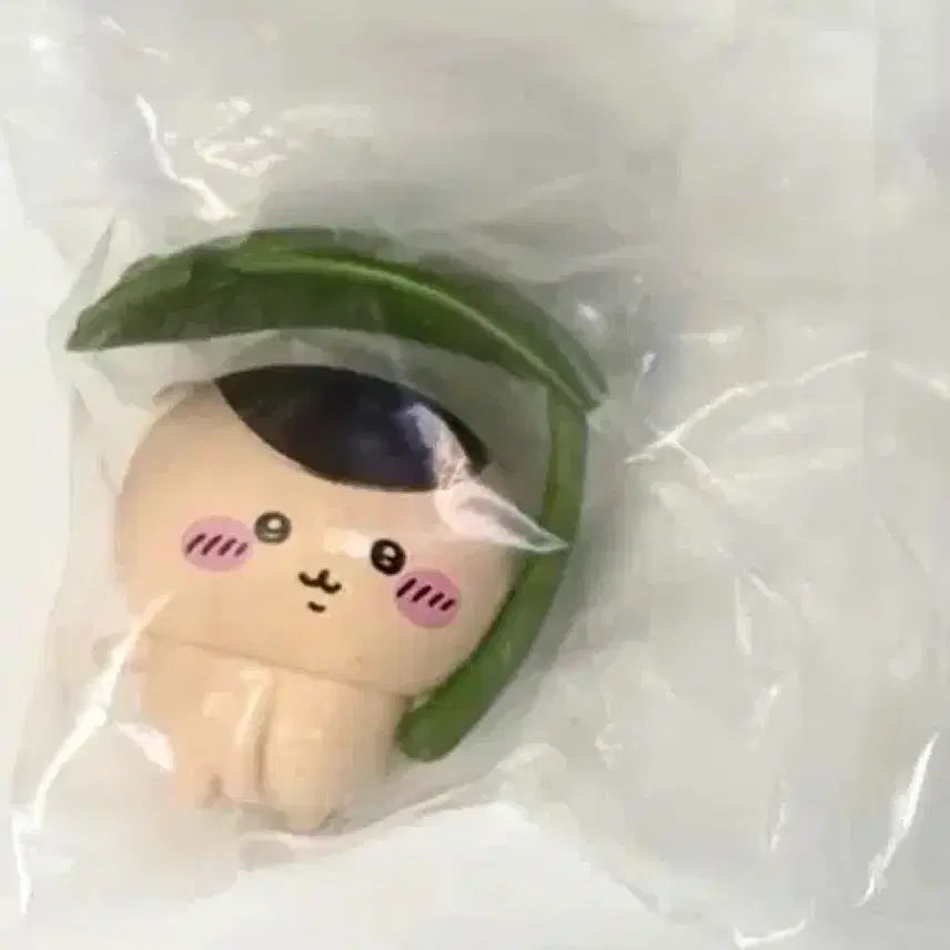 [BUNJANG] Chiikawa Monjakwi Umbrella Figure Momonga / 치이카와 먼작귀 우산 피규어 모몽가