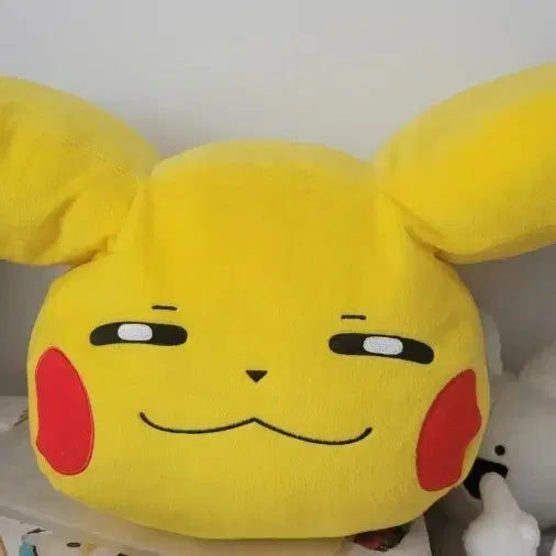 [BUNJANG] Pokemon Pikachu Large Cushion (Popup Limited Edition) / 포켓몬 피카츄 대형 쿠션 (팝업 한정)