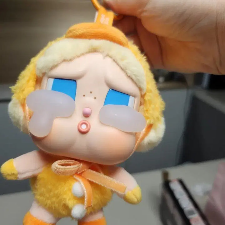 [BUNJANG] Pop Mart Crybaby Crying Again Series Duck Keychain (Authentic) / 정품 팝마트 크라이베이비 크라잉 어게인 키링 (오리)