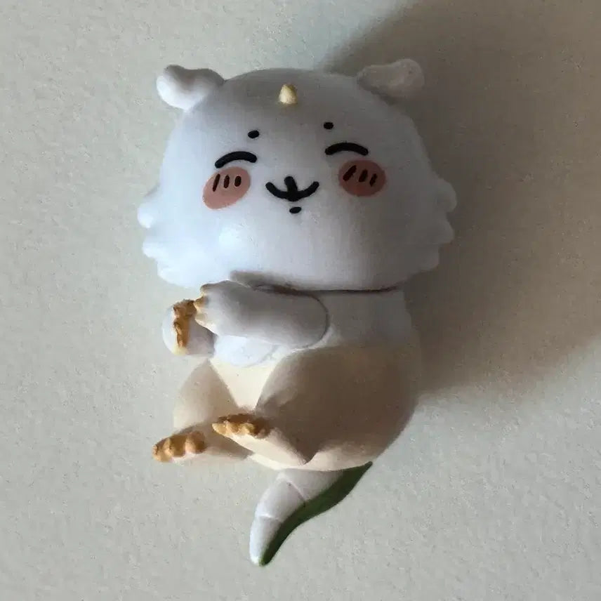 [BUNJANG] Chiikawa Anoko Cable Tie Hug Coat Chiikawa 3 Anoko / 치이카와 아노코 케이블타이 허그코트 치이카와 3 아노코